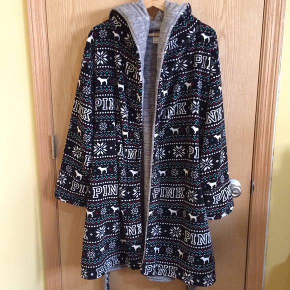 PINK Victoria's Secret Other - PINK Victoria’s Secret Fair Isle Reversible Robe